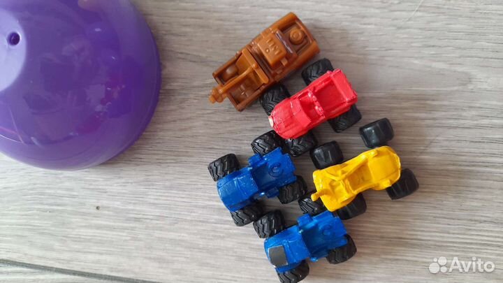 Киндер игрушки