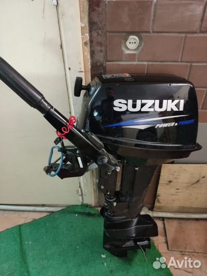 Лодочный мотор 9.9 suzuki 2 х тактный