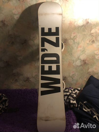 Сноуборд с креплениями