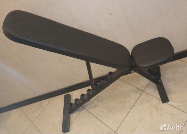 Скамья для жима с изменяемым углом