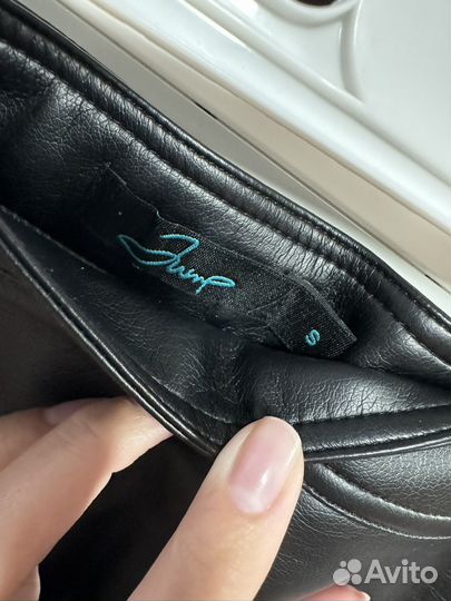 Кожаная юбка мини