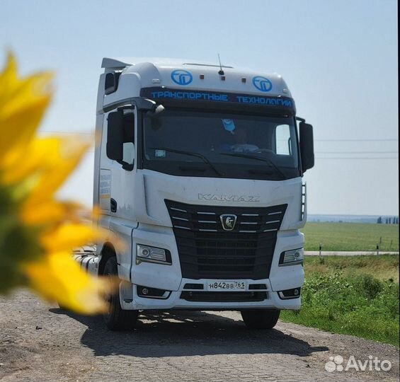 Требуется водитель категории Е