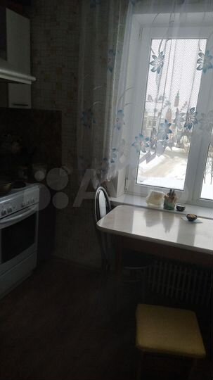 2-к. квартира, 53 м², 3/9 эт.