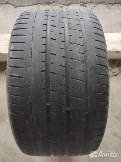 Pirelli P Zero 285/30 R19