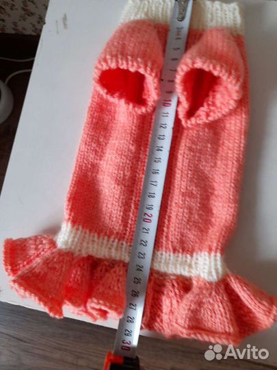 Свитера и платьице для маленькой собачки