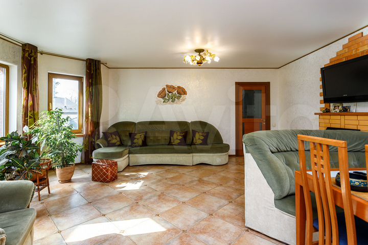 Дом 156 м² на участке 10 сот.