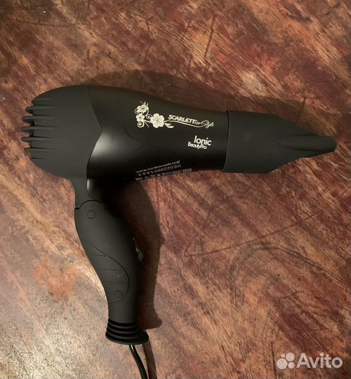 Фен портативный Scarlett модель lonicBeautyPro