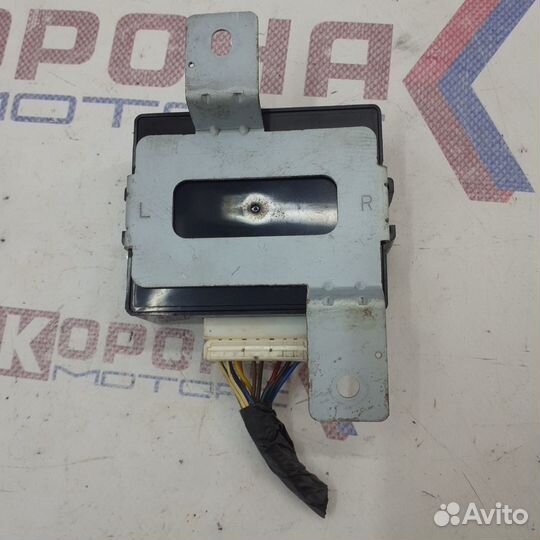 Блок управления парктрониками hyundai IX55 EJ VER