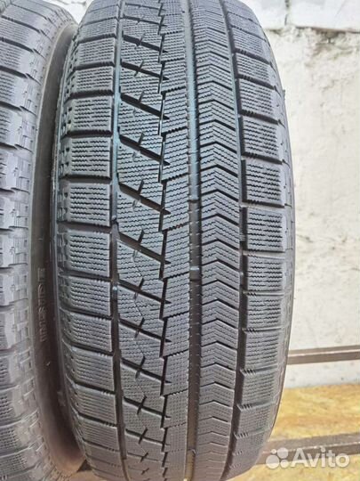 Bridgestone Blizzak VRX 215/60 R17 96Q