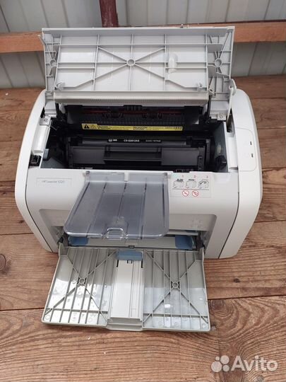 Принтер HP LJ 1020