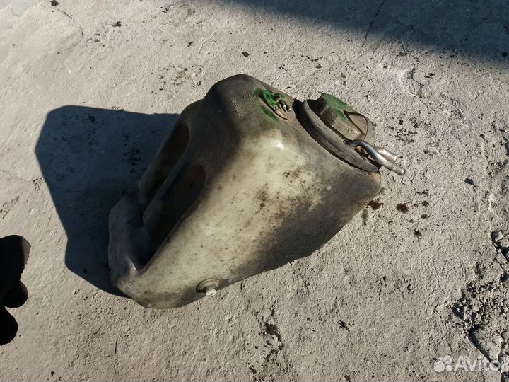 Бачок омывателя w124 бак