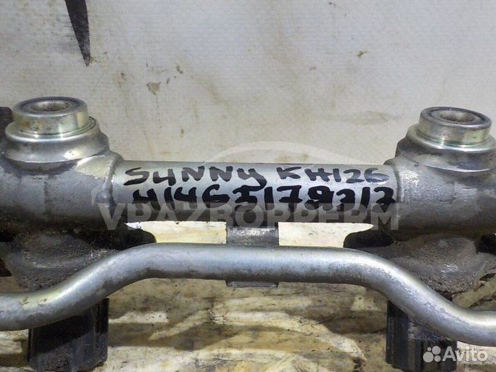 Рампа топливная Nissan Almera N15 1990-2000