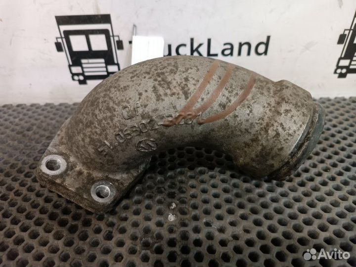 Патрубок системы охлаждения Man Tgx