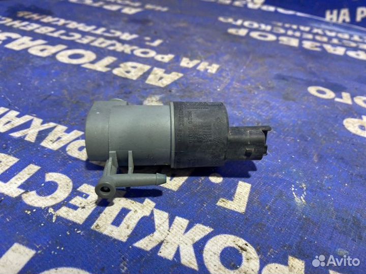 Моторчик омывателя лобового стекла Renault Logan 1