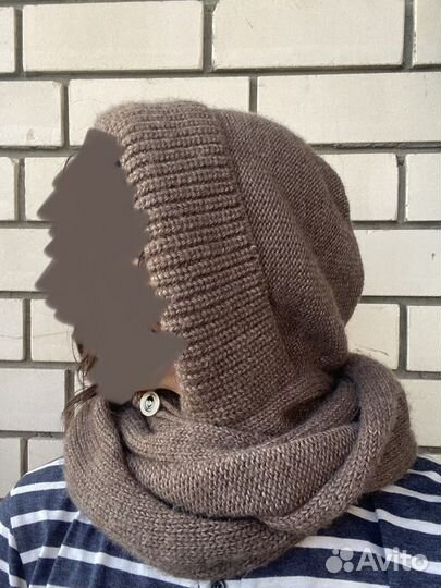 Капор вязаный