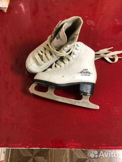 Коньки фигурные