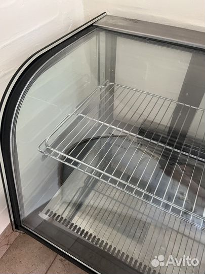 Холодильная витрина бу