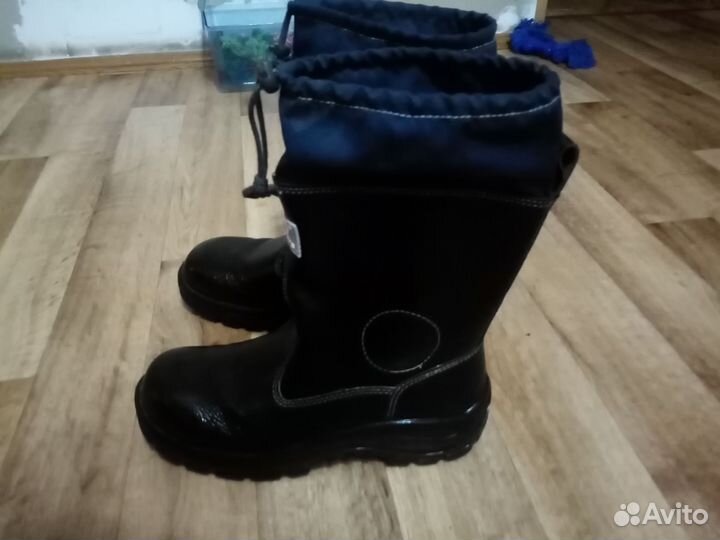Рабочие сапоги