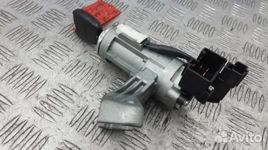 Замок зажигания toyota corolla E12 (LBG17J101)