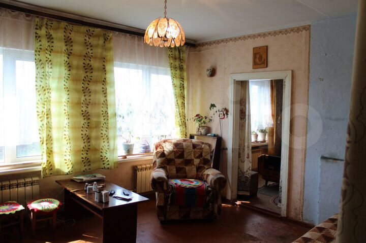 3-к. квартира, 70 м², 1/1 эт.