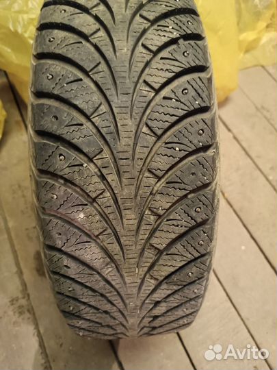 Goodyear UltraGrip 195/60 R15