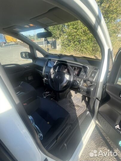 Nissan Serena 2.0 CVT, 2010, 180 000 км