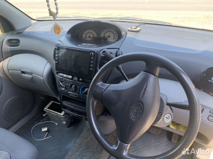 Мгнитола на Toyota FunCargo 1999-2005