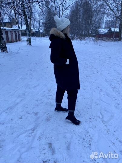 Пуховик зима женский 44 46 черная