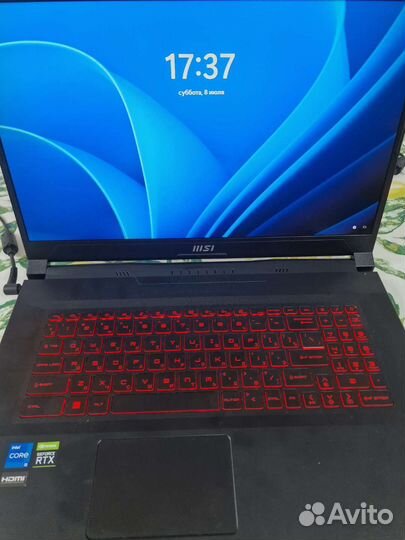 Ноутбук MSI GF76 Katana 12UC-235XRU черный