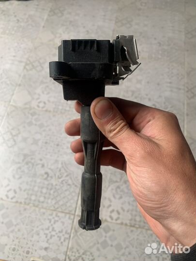 Катушка зажигания Bosch BMW E36 E38 E39 E53 E31