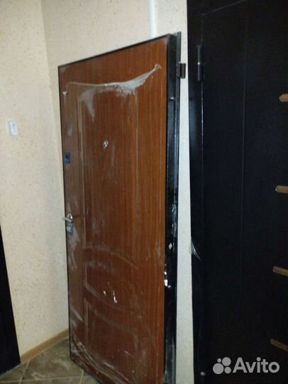 Дверь входная металлическая