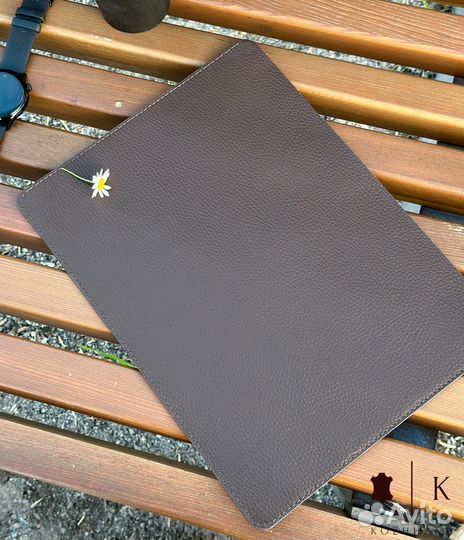 Кожаный чехол для macbook 13