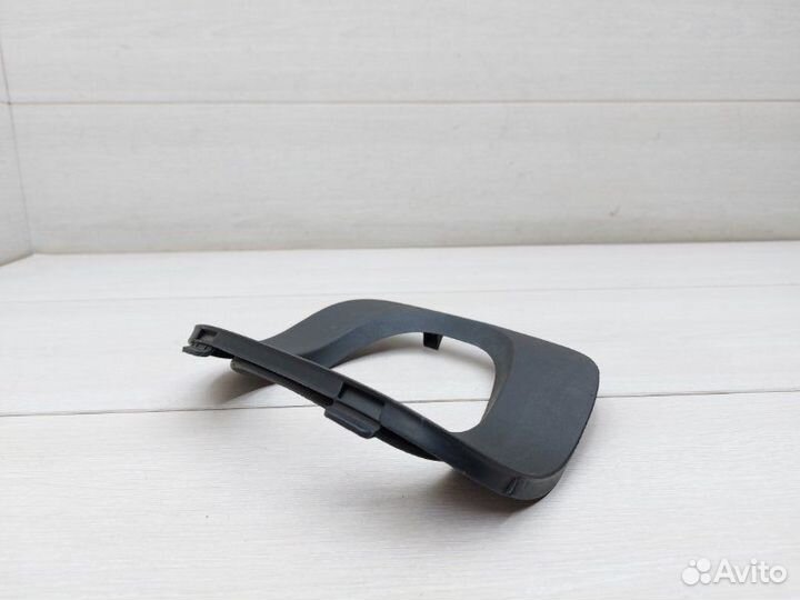 Заглушка бампера правая Bmw X5 Е53 M57N 2005