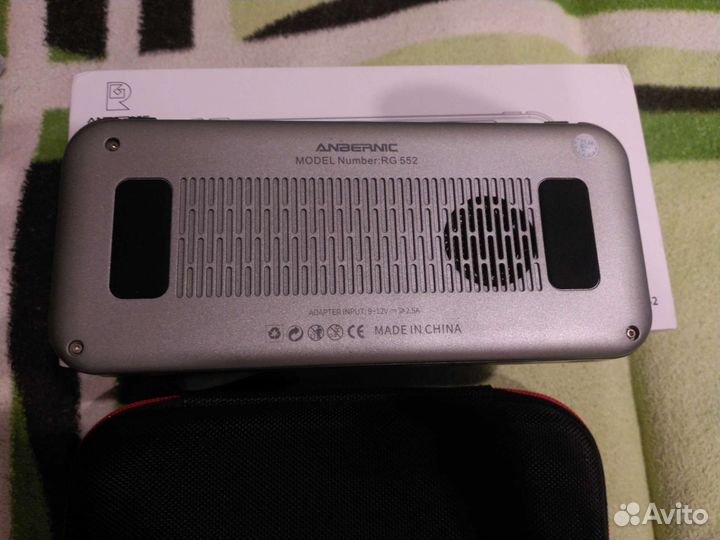 Anbernic rg552