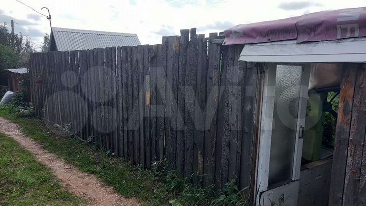 Дача 12 м² на участке 5 сот.