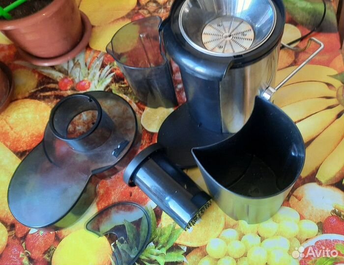 Соковыжималка Scarlett