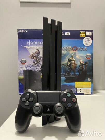 Sony PS4 Pro 1tb + 64 игры