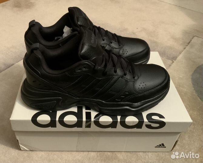 Кроссовки adidas strutter