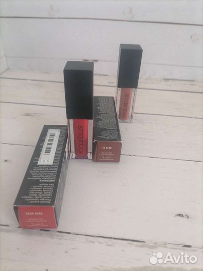 Жидкая помада с матовым финишем smashbox