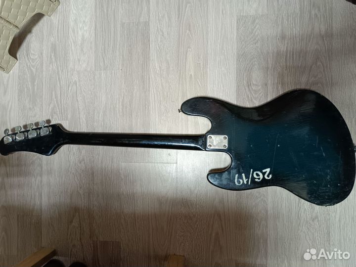 Бас гитара galaxis bass