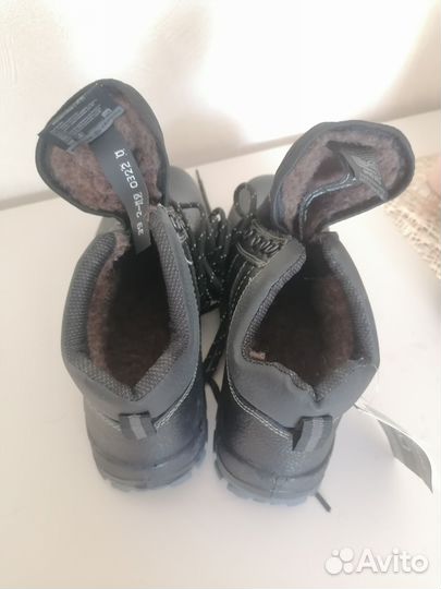 Ботинки зимние 39 размера
