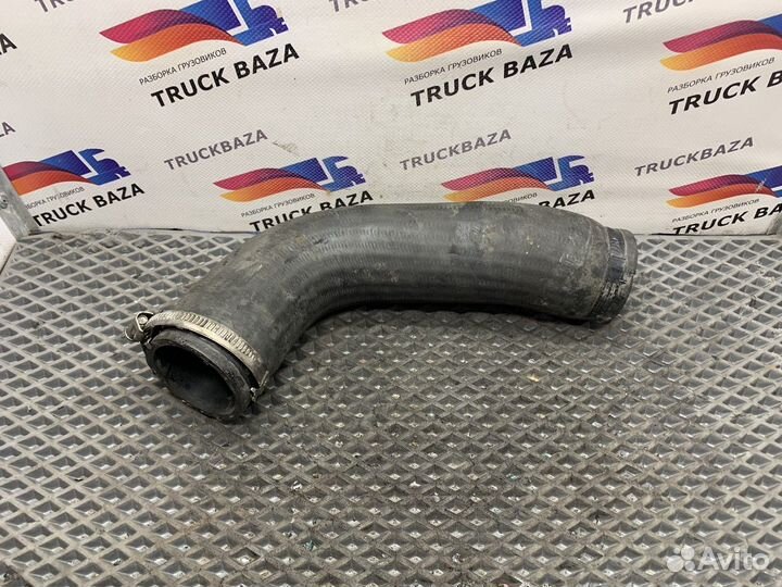 Патрубок радиатора Volvo FH