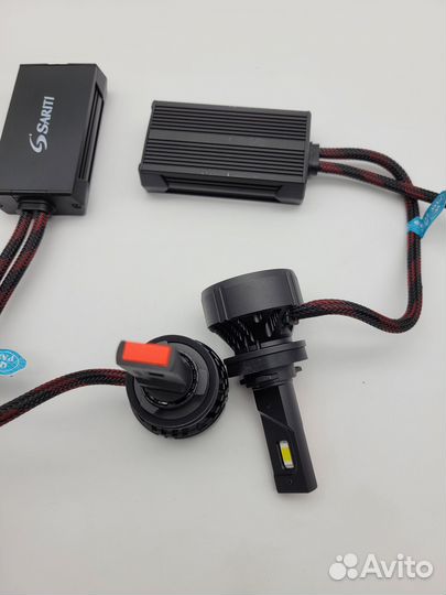 LED лампы в фары (с обманкой) Sariti Y2