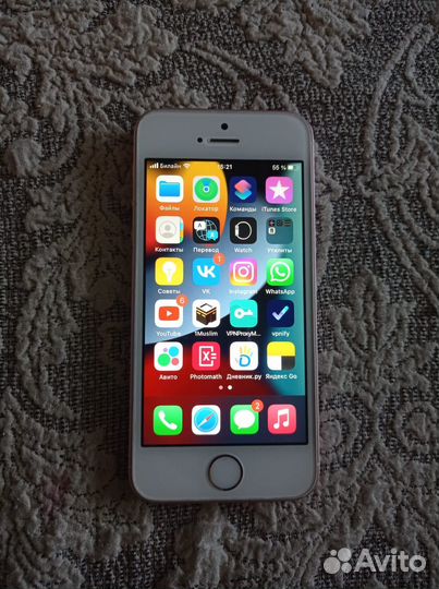 Телефон iPhone se