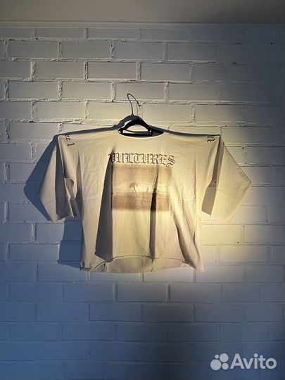 YZY gosha vultures white long T