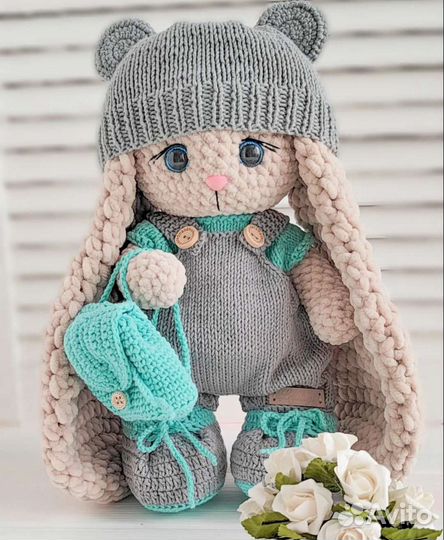 Вязаный заяц