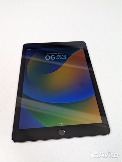 Планшет Apple iPad 2018 Wi-Fi + Cellular 32 гб