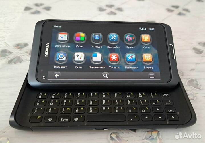 Nokia E7, 16 ГБ