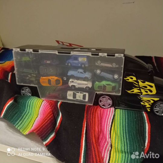 Автовоз с машинками