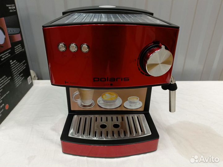Кофеварка рожковая Polaris Капучинатор (Новая)